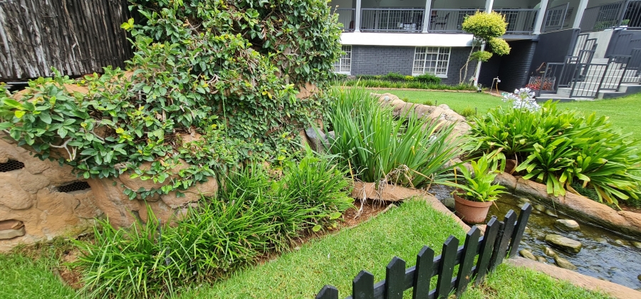 5 Bedroom Property for Sale in Protea Park North West